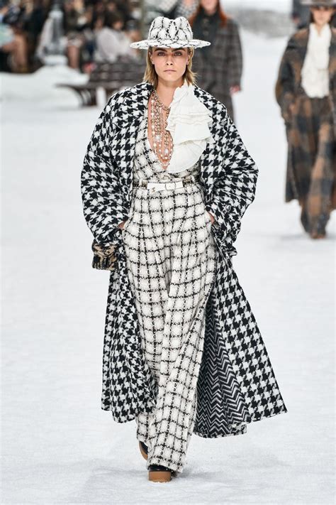 chanel 2014 runway model|Chanel runway models.